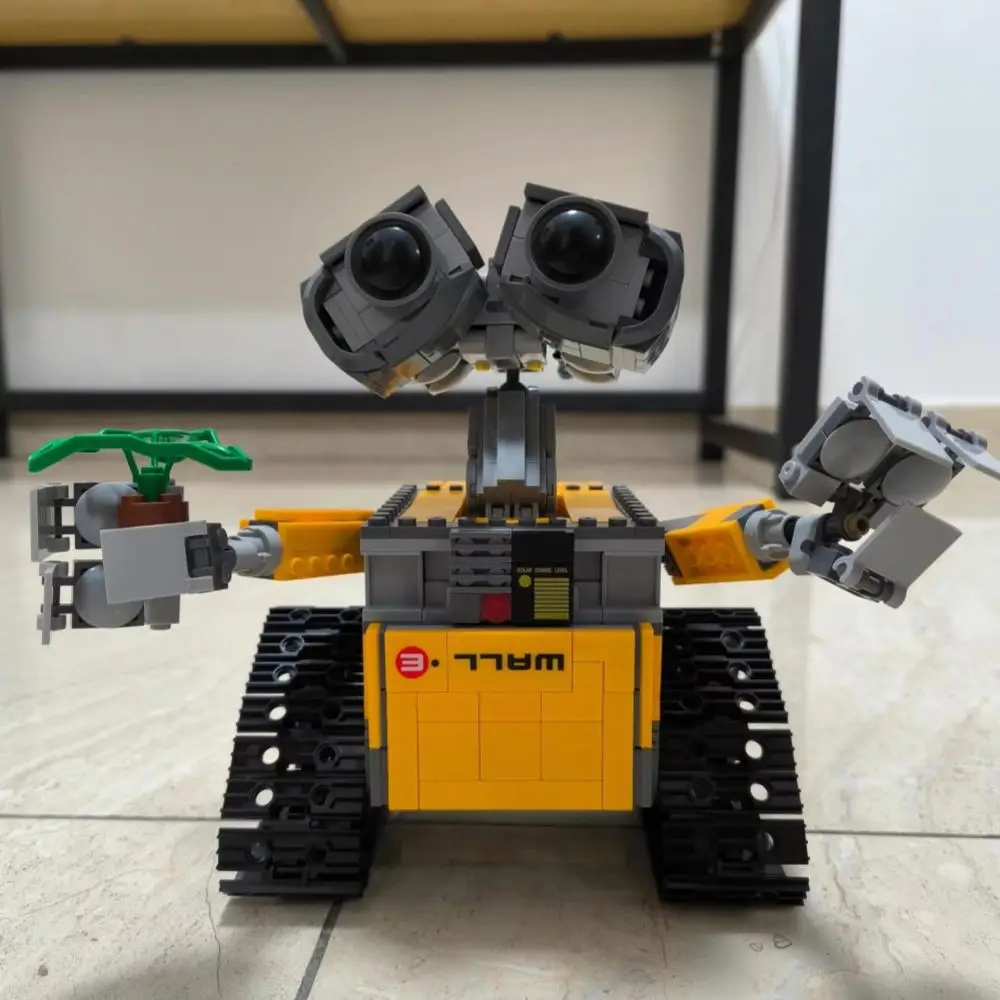 687PCS Robot Wa-l-li Building Bricks Movie series robot Compatible 21303 DIY Model For Child Toys Gift building block toys