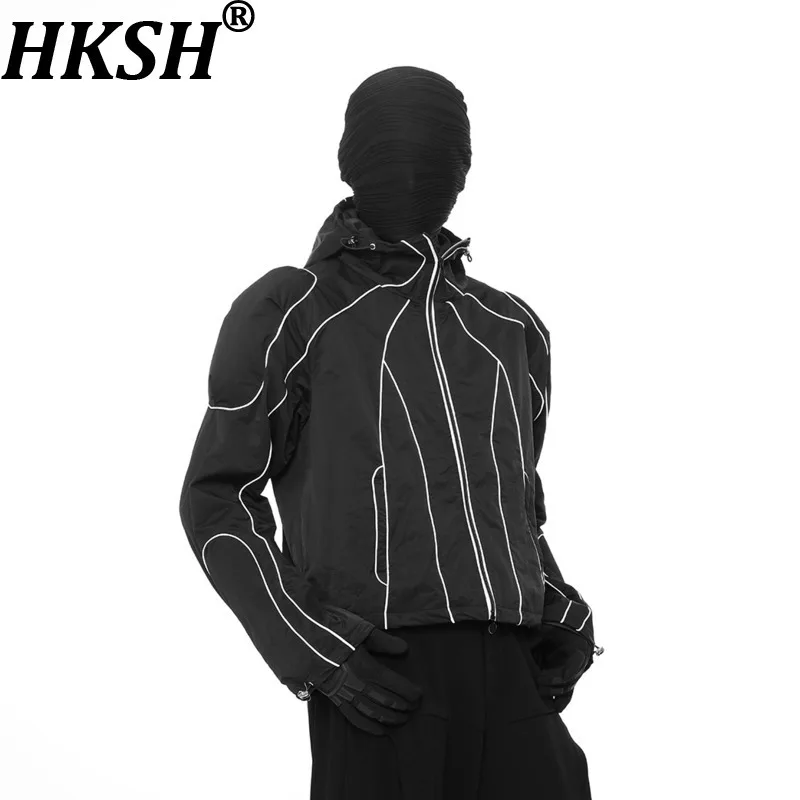 HKSH Autumn New Man Dark Techwear Niche Padded Shoulder Pads Hoodie Line Stitching Reflective Hood Sun Protection Jacket HK12112