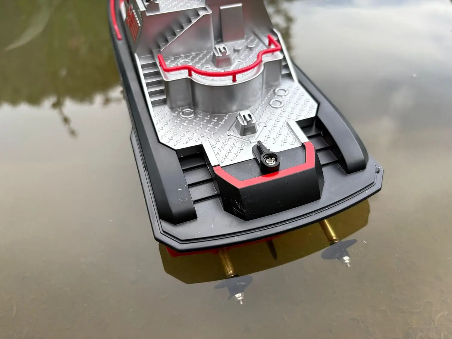 Bateau RC Pompier 38cm Double Moteur Télécommandé