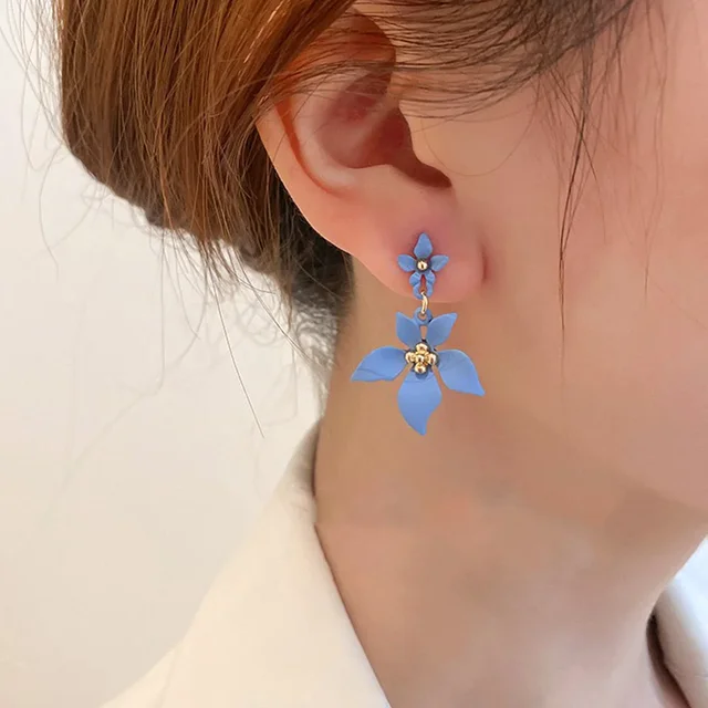 Elegant Blue Camellia Flower Dangle Earrings: A Bohemian Floral Delight