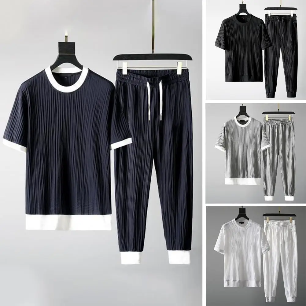 

1 Set Popular Men Outfit Colors Block Simple Beach Outfit Male Loose Pleats Top Trouseres