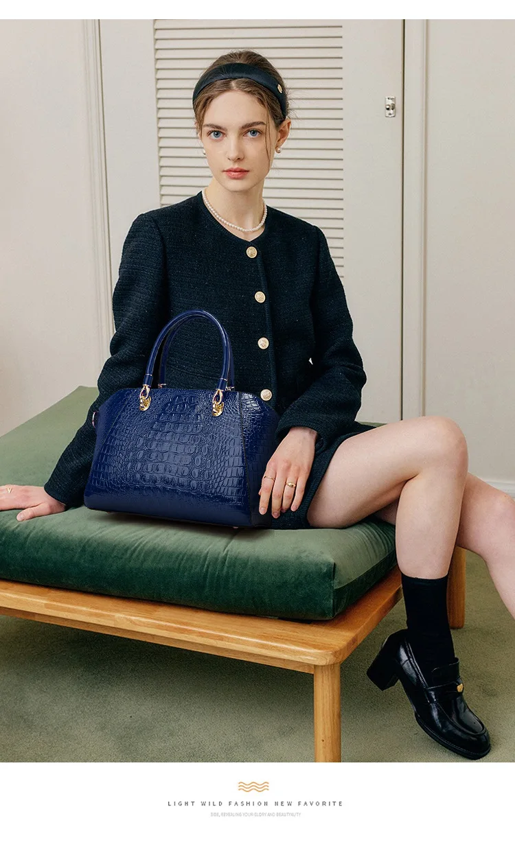 Luxury Crocodile Pattern Faux Leather Women’s Handbag