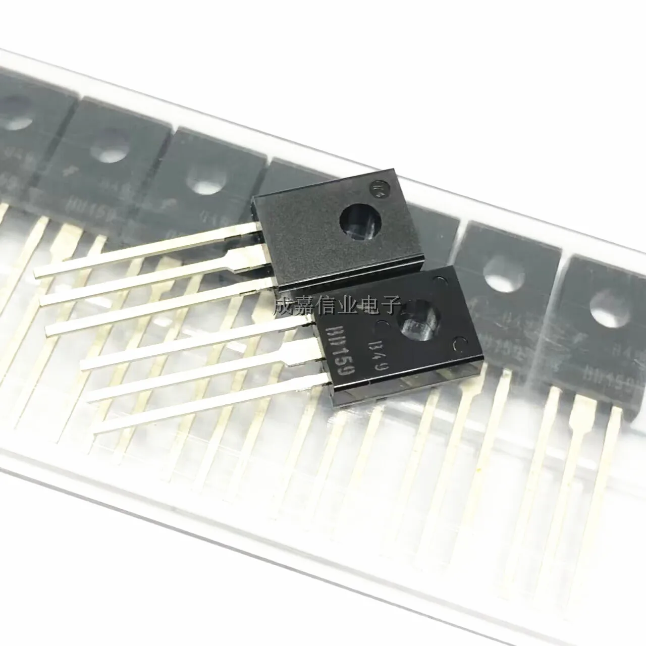 

10pcs/Lot BD159STU TO-126-3 BD159 Bipolar Transistors - BJT NPN Epitaxial Sil 500mA 5V Operating Temperature:- 65 C-+ 150 C