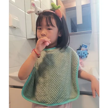 Bavaglino Impermeabile per Neonati e Bambini, Asciugamano con Volant per Alimentazione, Bavaglino per Neonato e Bambina, Panno Assorbente per Ruttino