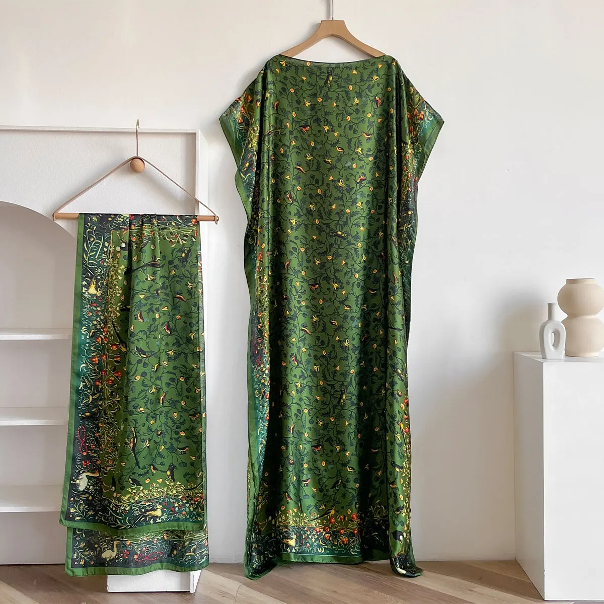 New 2025 Dubai Abaya For Women Summer Short Sleeve Cotton Dress Gold Stamping Loose Lady Maxi Islam African Dress With Big Scarf