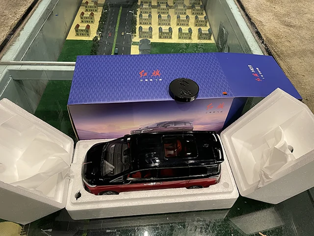 HONGQI HQ9 ビジネスカー MPV 合金カーモデル 1:18カーモデルコレクション HONGQI HQ9 ビジネスカー MPV 合金カーモデル 1:18カーモデルコレクション