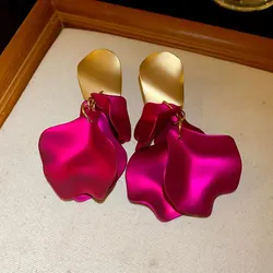 Chic Multicolored Floral Tassel Earrings - Elegant Everyday Party Accessory (Purple red)