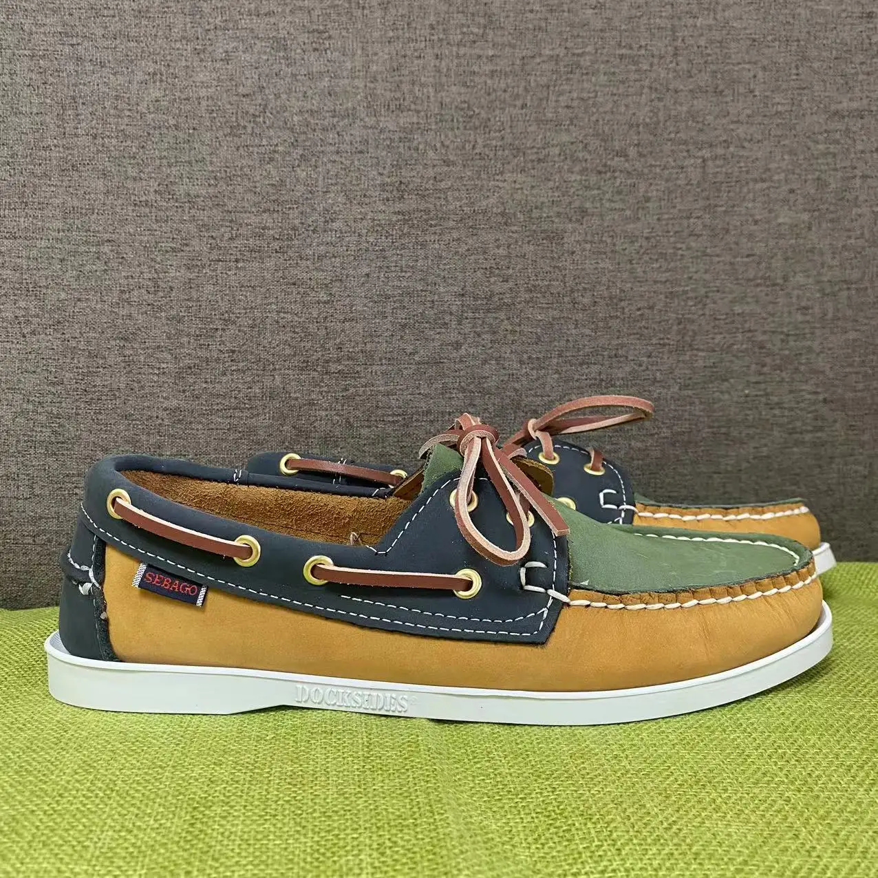 Рисунок 2 - Классические мужские туфли-лодочки