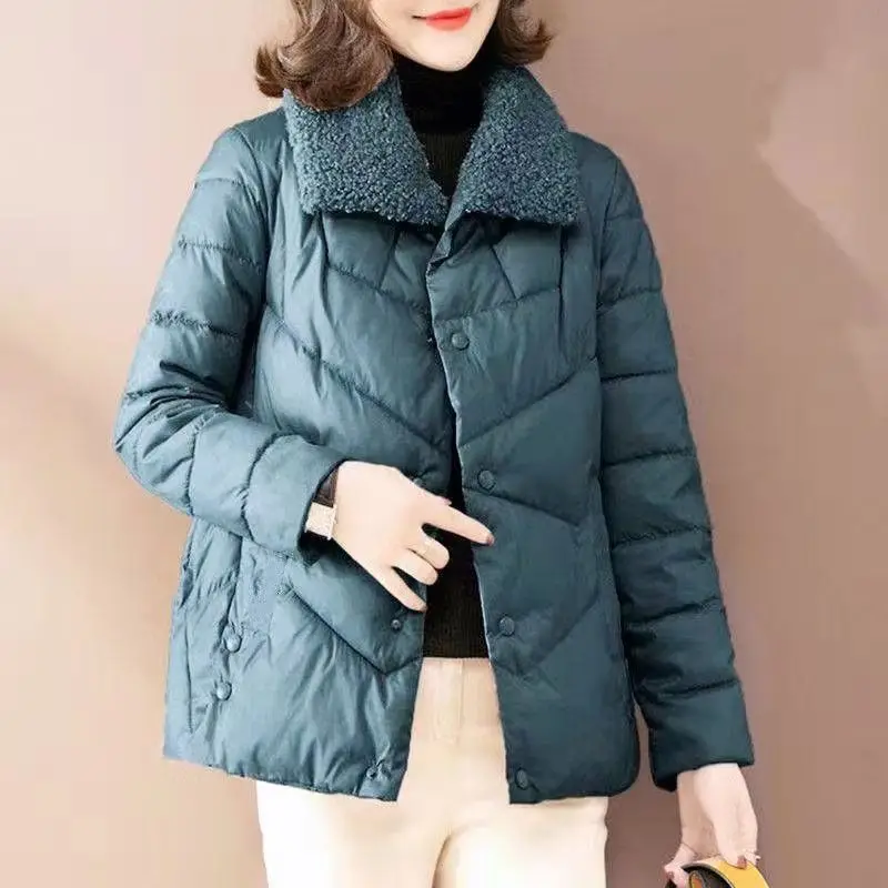 Cotton-padded Jacket 2023 New Winter Lig Lamb Wool Middle-aged Cotton-padded Clothes Ladie Short Coat Loose Cotton-padded Jacket