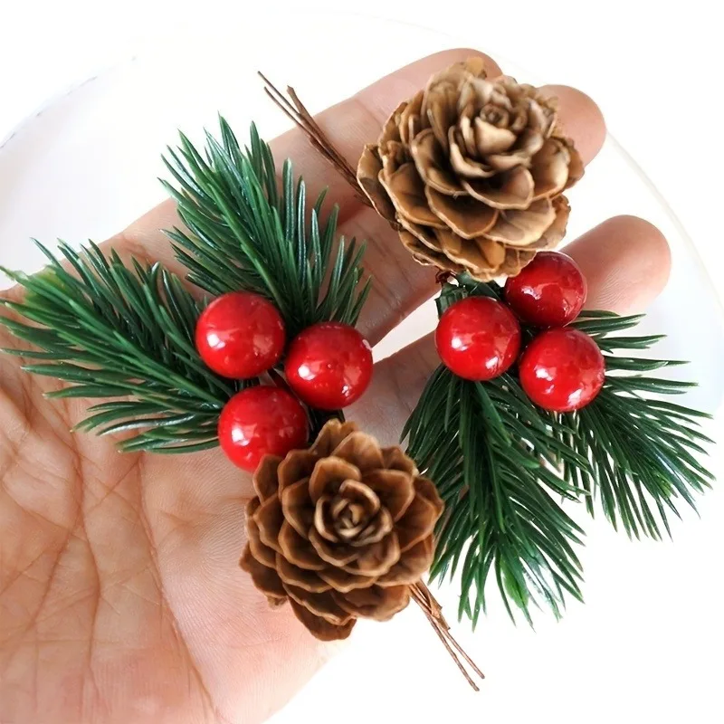 Realistic Pine Cones & Red Berries Set - For Christmas Tree Toppers, Holiday Wreaths &DIY Craft Projects, Vibrant Festive Decor