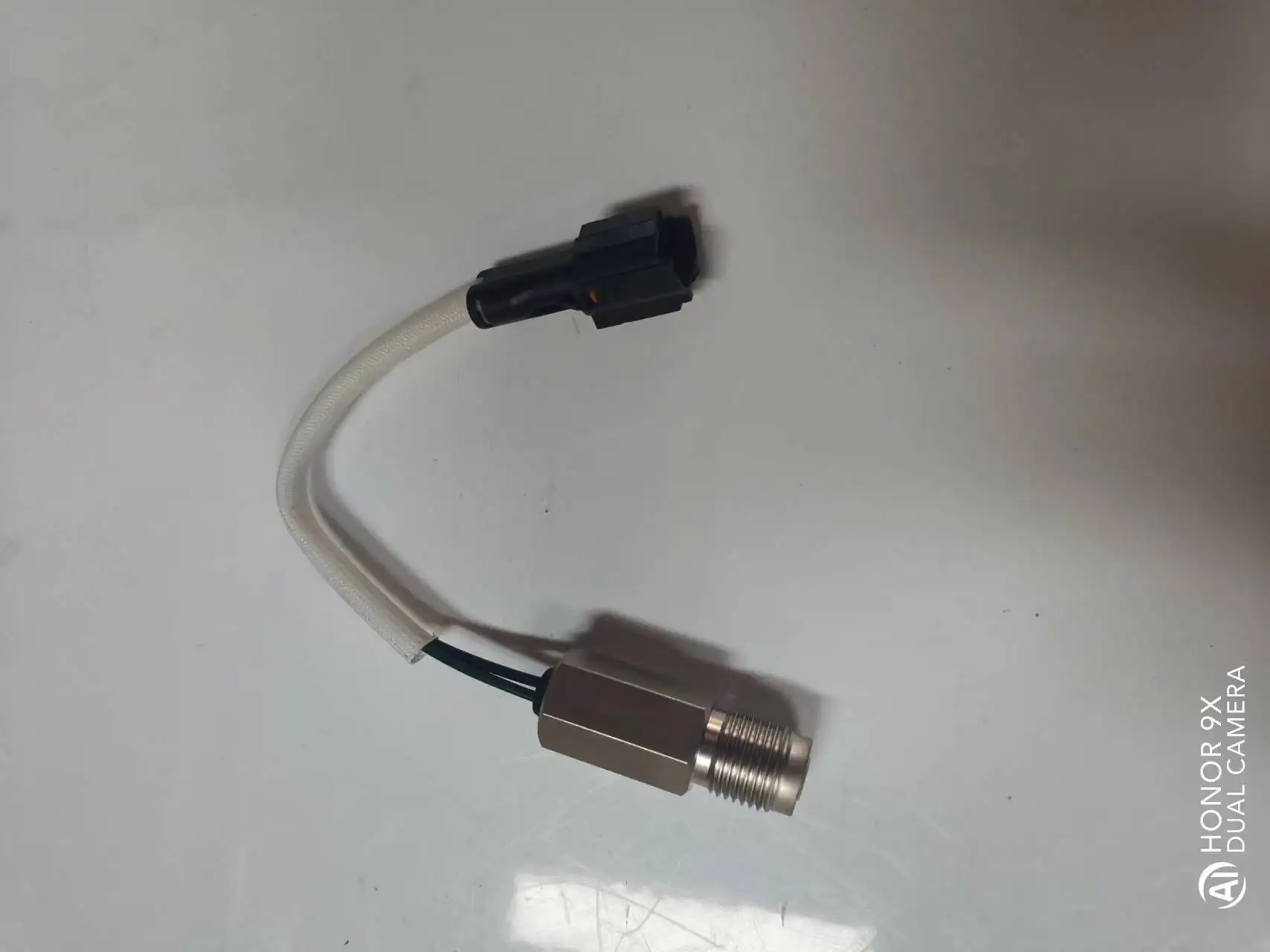 21E3-0042 21Q6-15800 RPM Speed Revolution Sensor for Hyundai R220LC-5 R200LC-7 R210LC-7 R215LC-7 R220LC-7 R225LC-7 Excavator