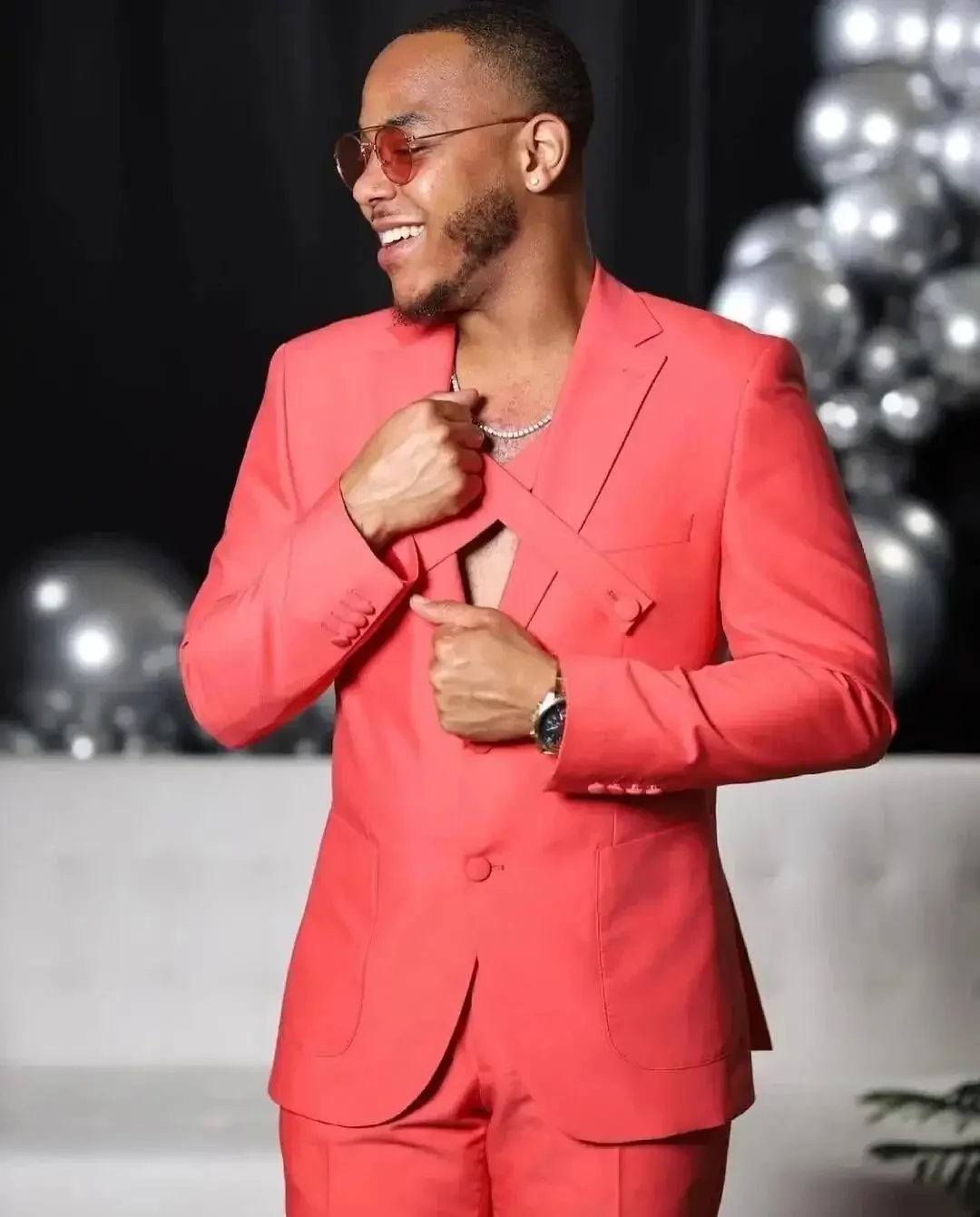 

Новинка, Свадебные Мужские костюмы с пиковым отворотом, облегающий костюм для мужчин, блейзер для жениха на выпускной, мужские костюмы, 2 шт. (пиджак + брюки)