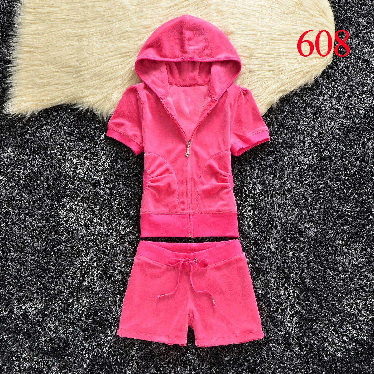 

Y2K Velour Tracksuit Women 2024 Summer Velvet Casual Outfit Set Zipper Sweater and Shorts Jogger Workout Clothing