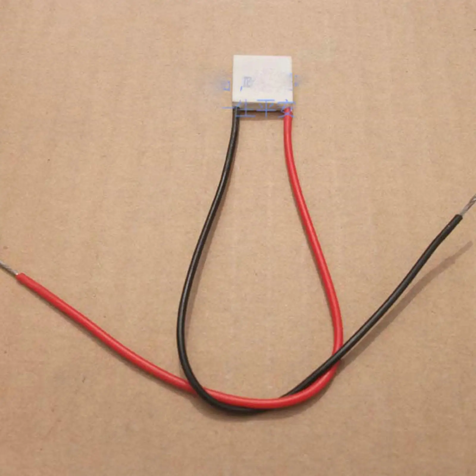 15x15x3.4mm 10A 2V 11.5W TEC1-01710 Thermoelectric Cooler Peltier Heatsink