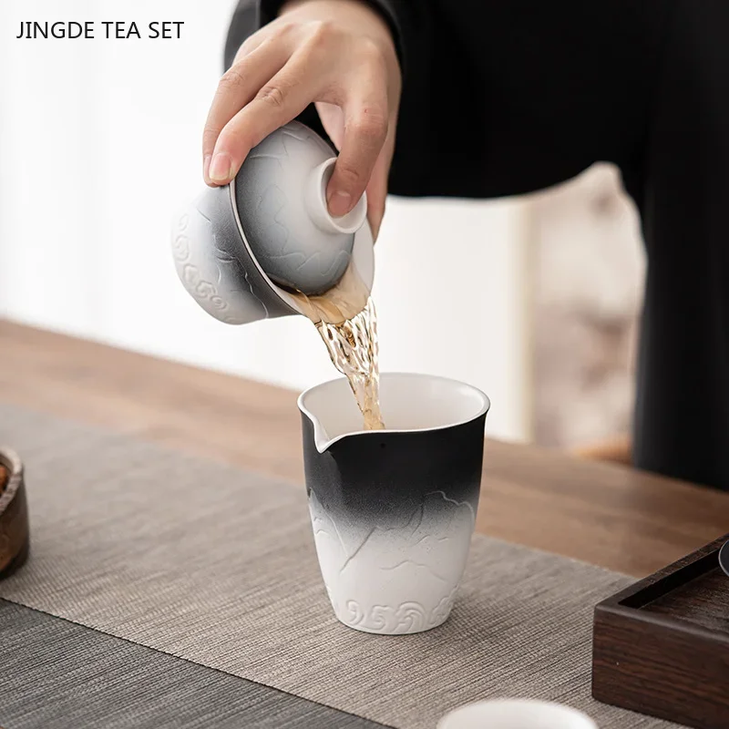 1PCS 110ml ceramic color gradient gaiwan Exquisite home tea infuser Portable beauty teacup traditional tea accessories