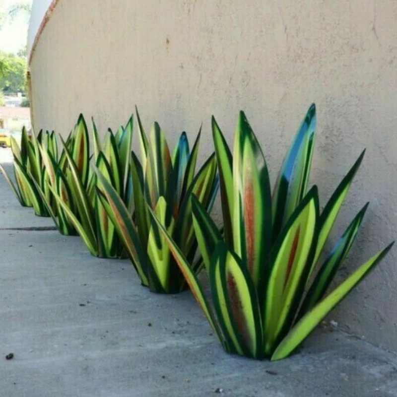 Rustic Metal Agave Sculpture 1