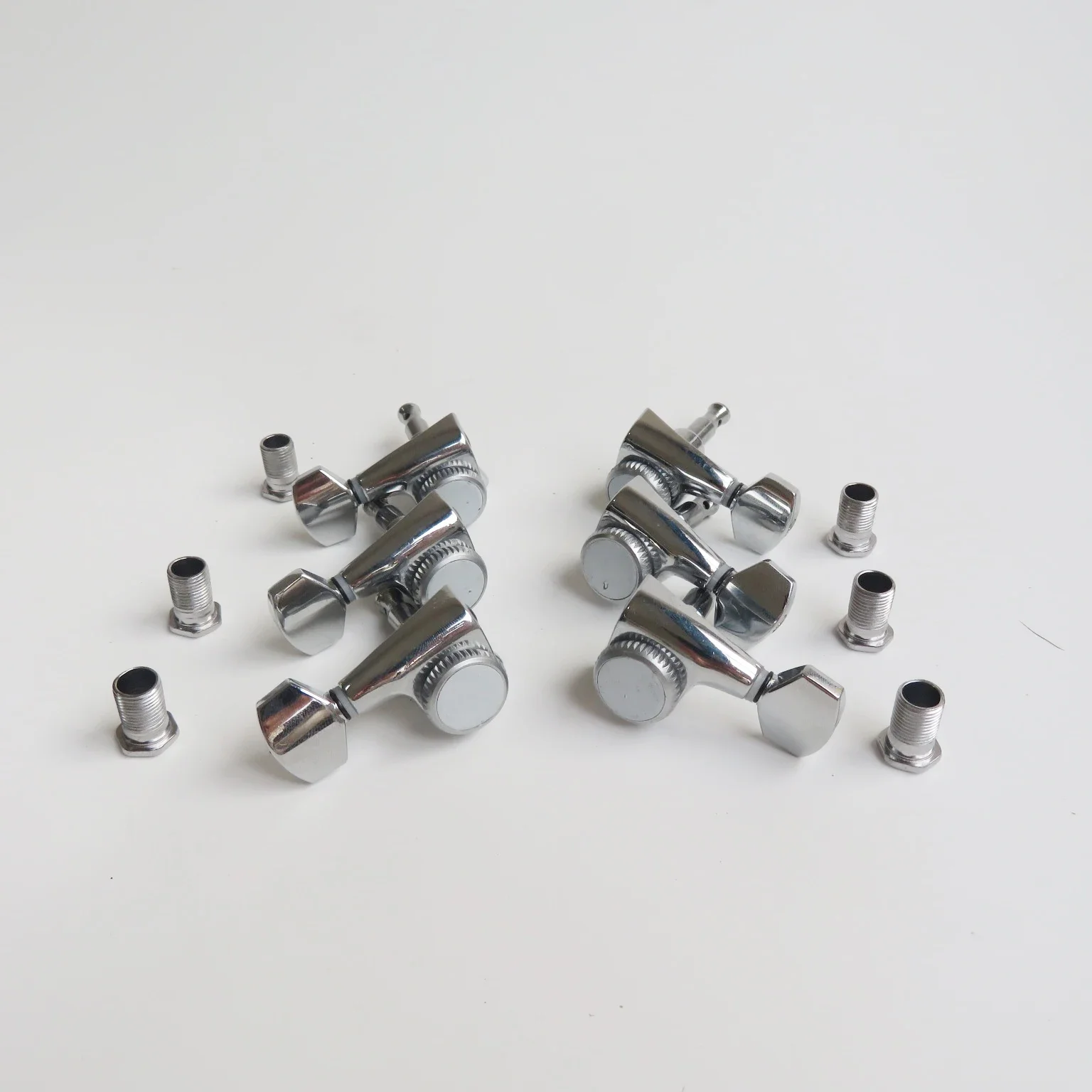 

folk acoustic guitar Guitar Machine Heads Vintage Tuners