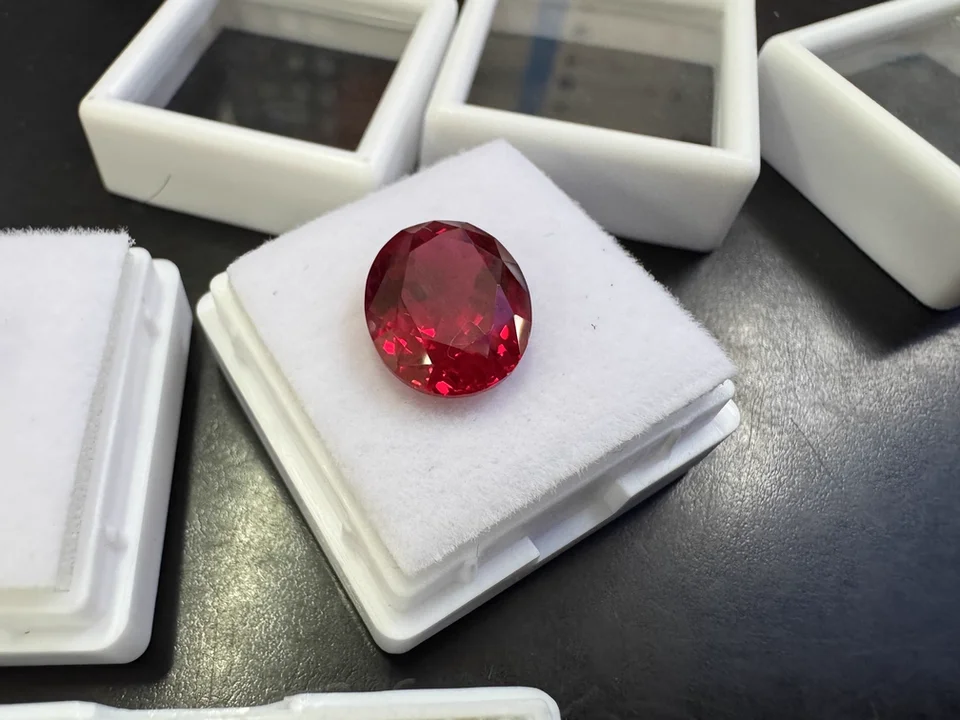 Premium Choice Rubinstein-Edelstein, oval, facettiert geschliffen, 13 x 18 mm, 16,0 ct, UV-Test bestanden, Mohs-Härte, Edelsteine ​​für die Schmuckherstellung/-fassung/-sammlung – Detail 7