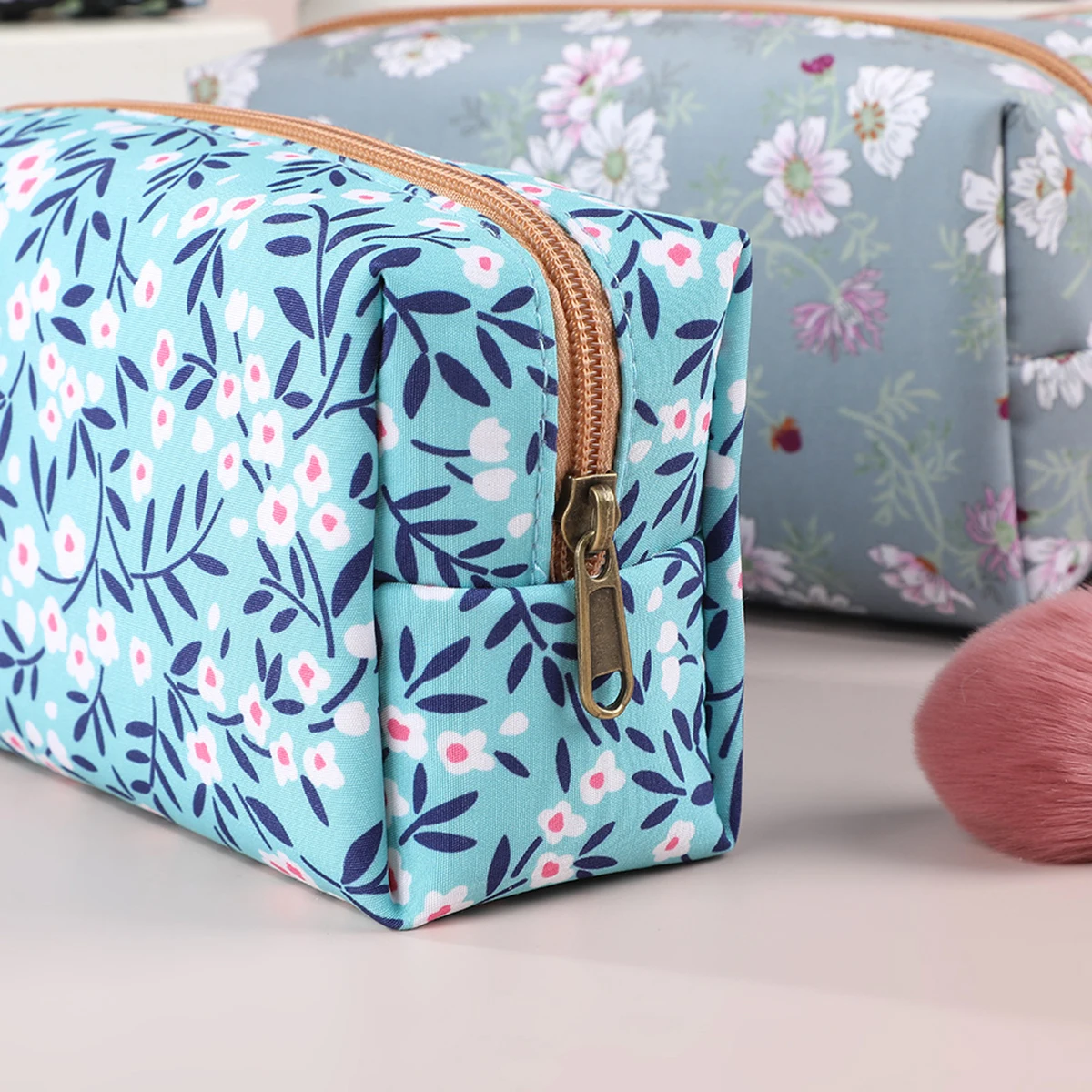 꽃무늬 필통 1개, 생필품을 담을 수 있는 작은 산뜻한 꽃무늬 휴대용 문구류 수납가방, 가족을 위한 선물