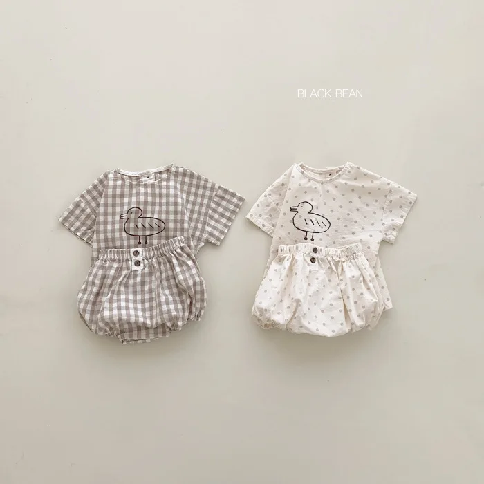 2022 Summer New Baby Clothes Set Infant Cartoon Duck Print T Shirt + Shorts 2pcs Suit Boy Cotton Linen Set Cute Dot Girl Outfits Baby Clothing Set best of sale