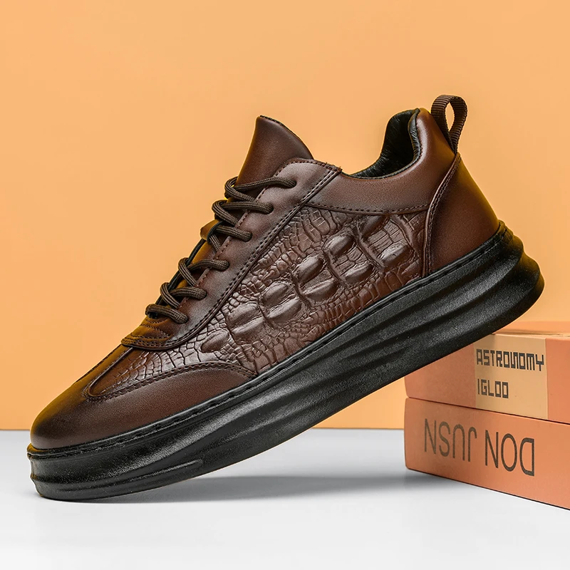 

Autumn and Winter New Men's Business Casual Leather Shoes Fashion Crocodile Anti slip Kitchen Shoes Sports Shoes Men's Trendy Bo