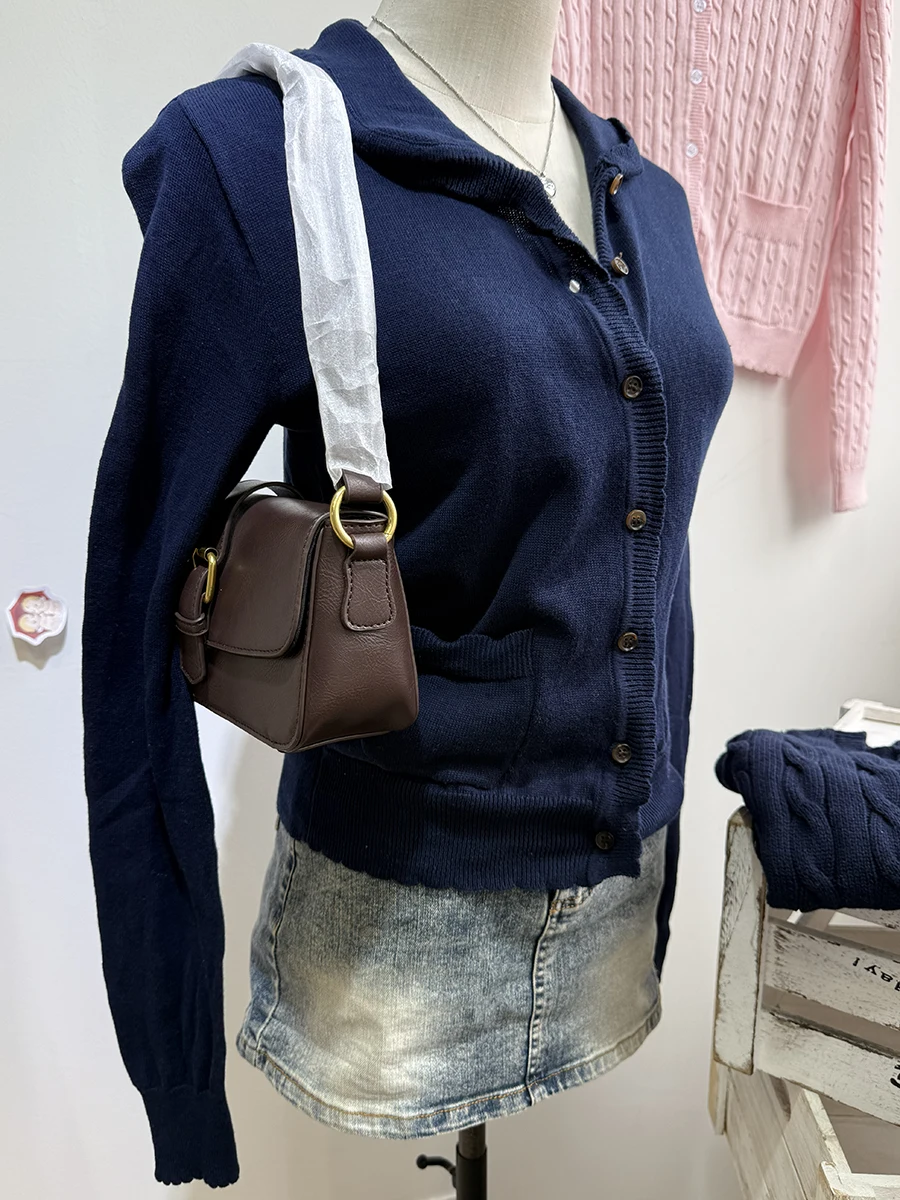 Navy-pocket