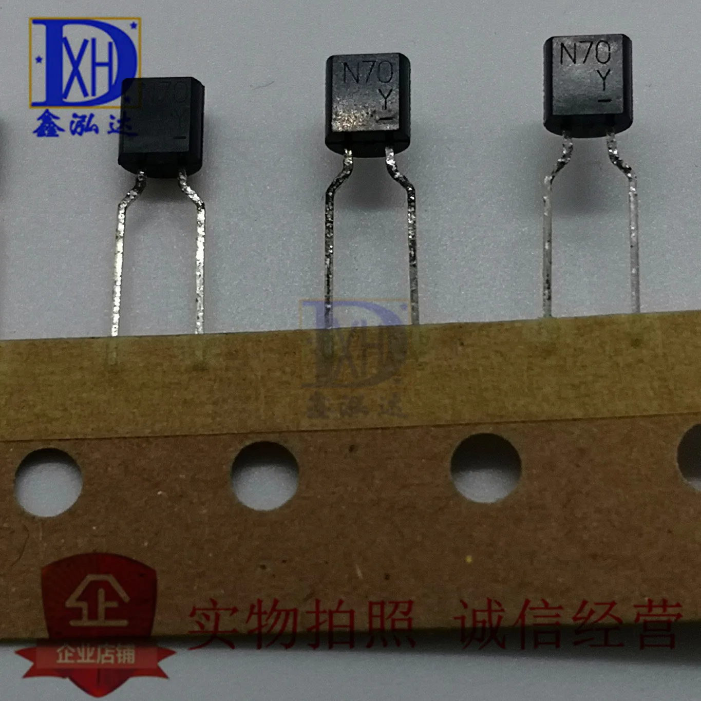 Icp-N70 Triodo N70 To-92 Stock Acquisto Diretto 10 Uds