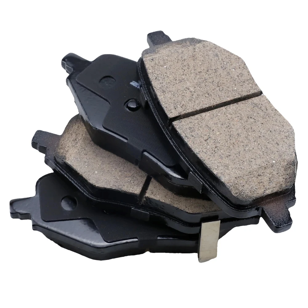 Rear Brake Pad Set For MG ZS 1.5L HS EZS ROEWE RX5 RX3 BAOJUN 730 530 WULING Xing Chi ASTA STAR Spare Parts Ceramic