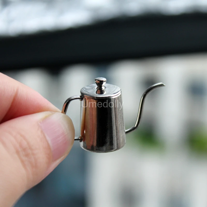 1PCS Metal 1:12 Scale Miniature Dollhouse Pitcher Mini Coffee Pot for Barbies Doll Food Kitchen Accessories Toy