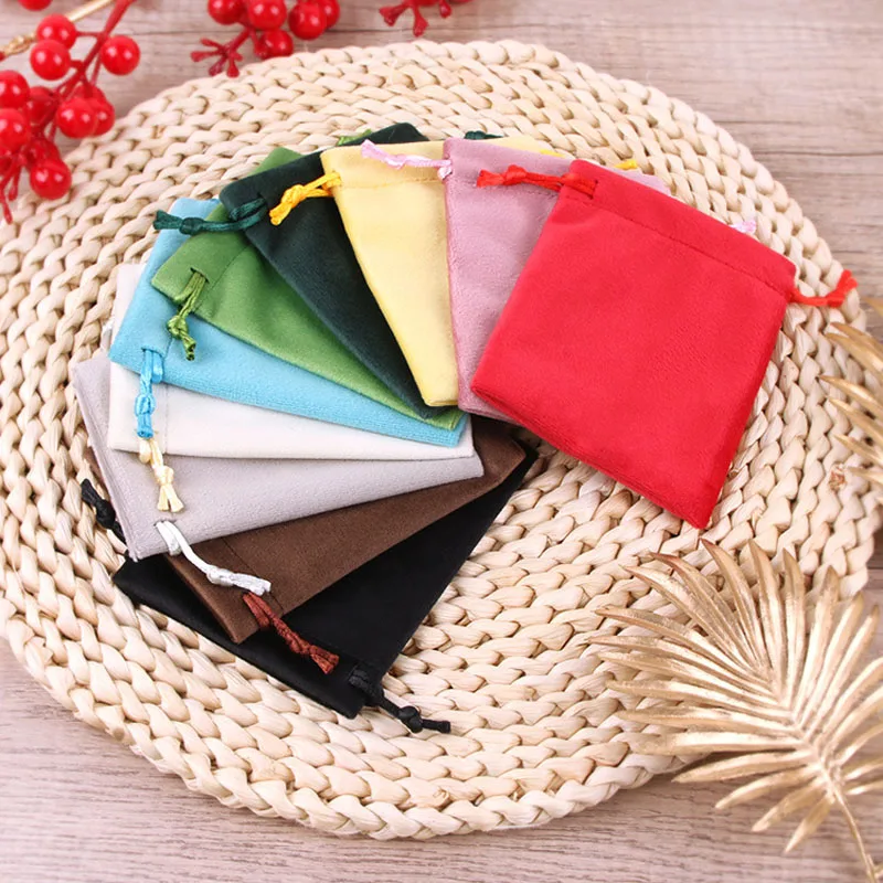 50pcs/lot High Quality 10*12cm Drawstring Velvet Pouches Wedding Gift Candy Beads Bracelet Display Packing Bags Can Customized