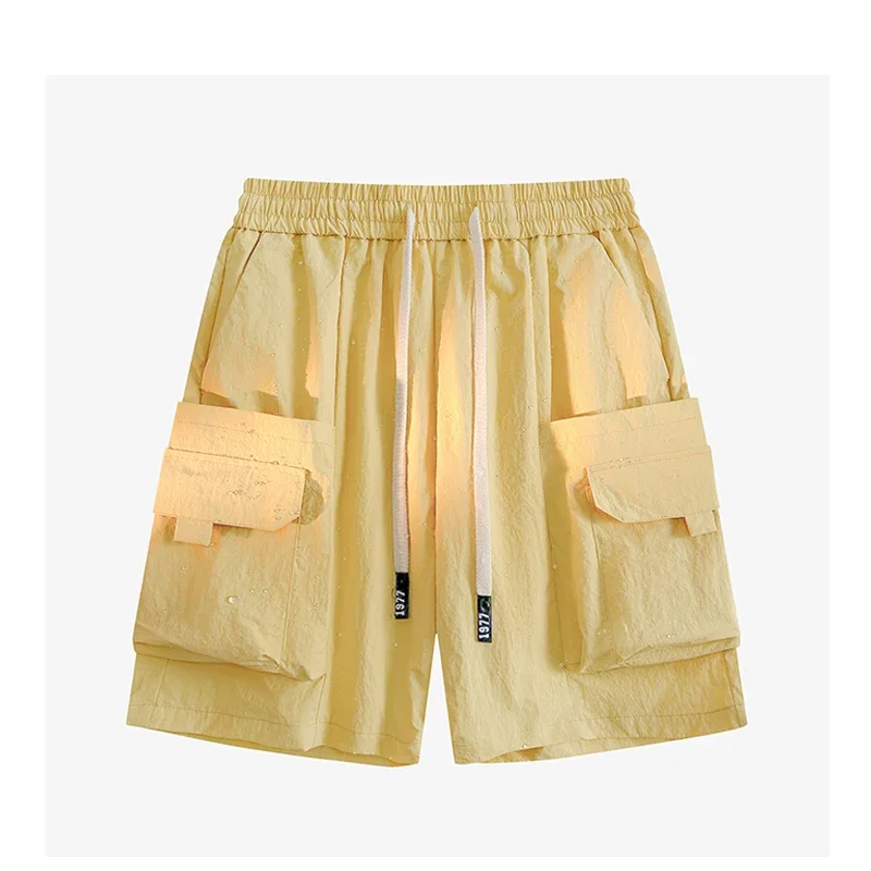 

Quick Drying Shorts, Fashionable and Loose, Versatile for Men, Waterproof and Stain Resistant