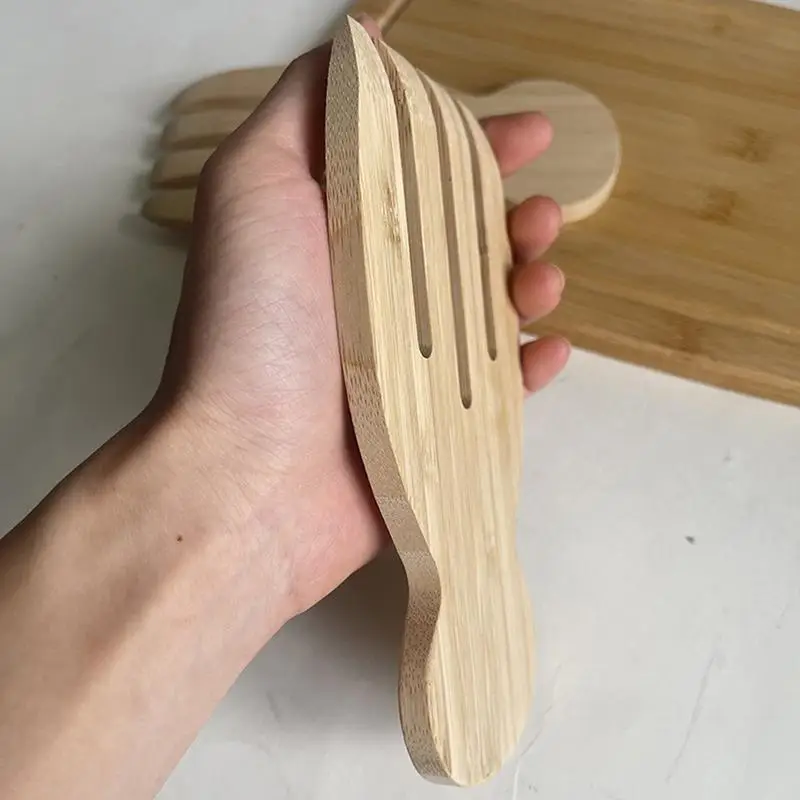 Wood Salad Server 2pcs Wooden Claws Hand Server For Salad Creative Kitchen Tool With Smooth Surfaces Hand Grinding