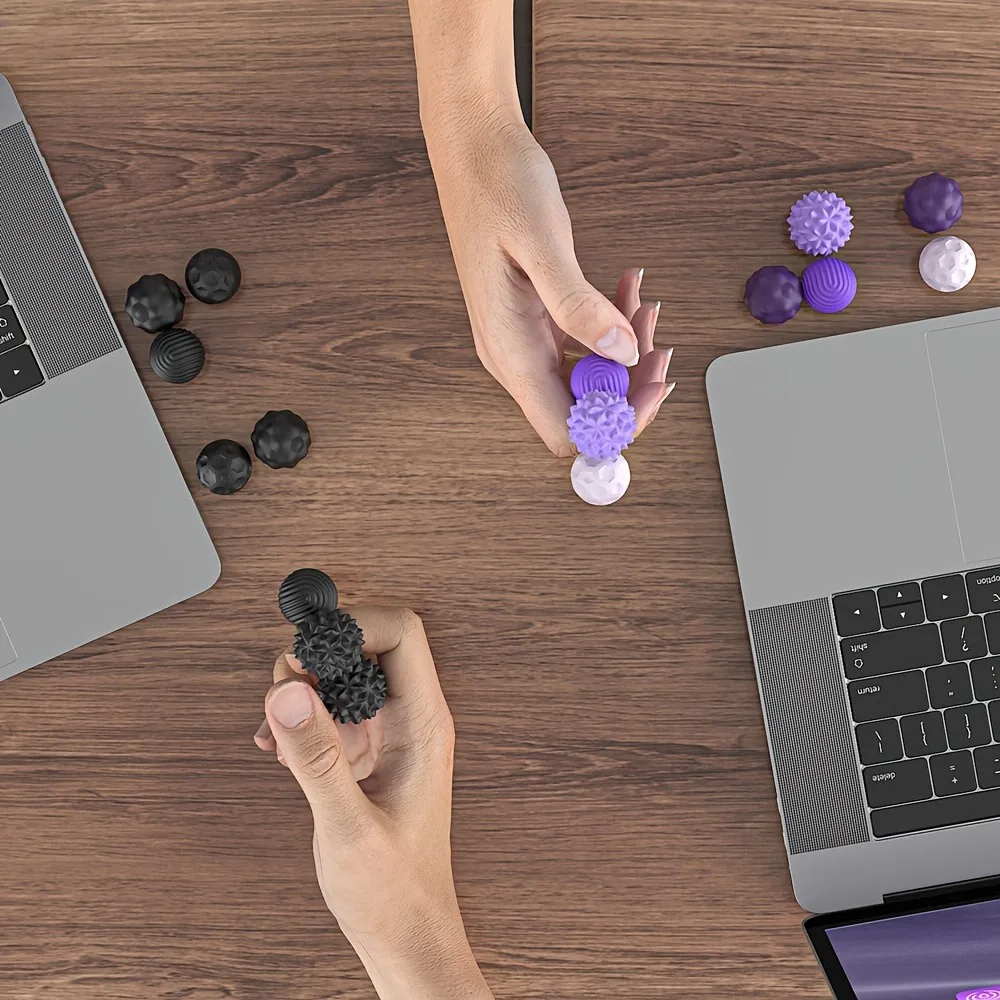 Magnetic Sensory Silicone Ball Hand Touch Ball Soft Massage Training Raised Point Waist and Back Foot Massage 4/8 pieces 3448020 fidget toy,sensory fidget toy,anti stress toy,finger sensory toy