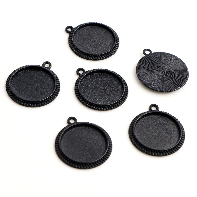 4 orecchini a clip in bronzo antico per cabochon 12 mm von Vintage Parts, gioielli fai da te