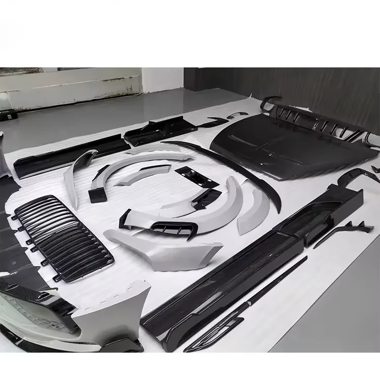 For Bentley Bentayga V8 Dry Carbon Fiber Full Wide Body Kit High Quality Car Accessories
