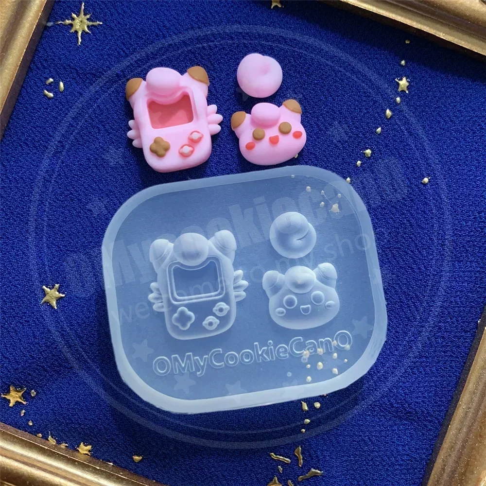 Transparent Mini Game Machine Shaker Mold for Silicone Resin Drip Film - Anime Inspired Cute Design (2025 Edition)