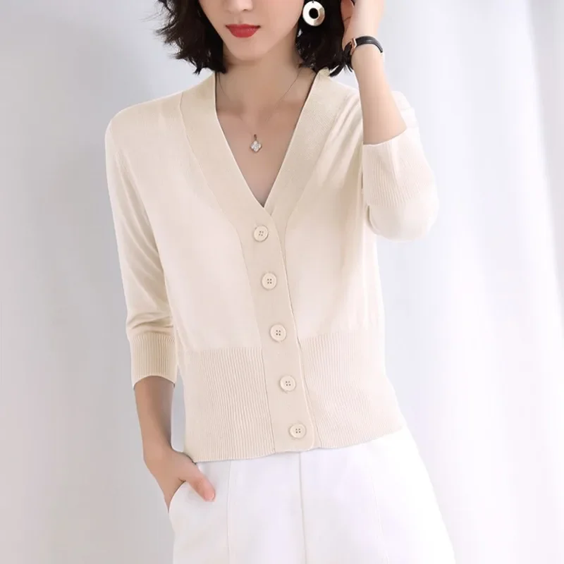 New Women's Knitted Cardigan V-neck Single-breasted Sweater Fashionable and Elegant Seven-quarter Sleeve Slim Cardigan Jacket