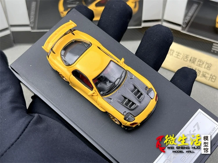 Mazda-ミニカー,モデルrx 7 fd3s,黄色,1:64,新品,在庫あり,2024