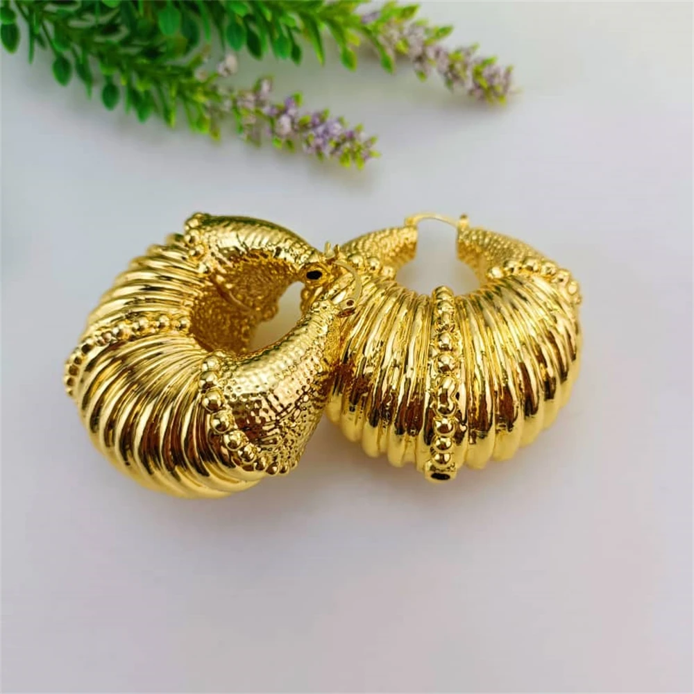 Yuminglai Fashion Luxury Dubai Jewelry Accessories Superior Quality Goldplated Earrings for Women FHK16688