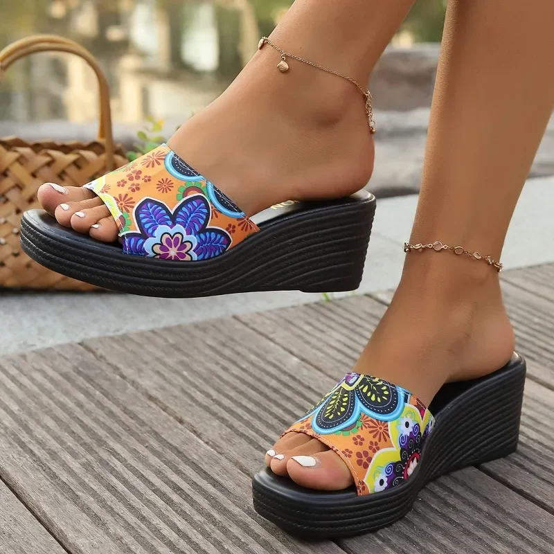 

Женские босоножки на толстой подошве, удобные сандалии с принтом, Повседневные тапочки, большие размеры, лето 2024