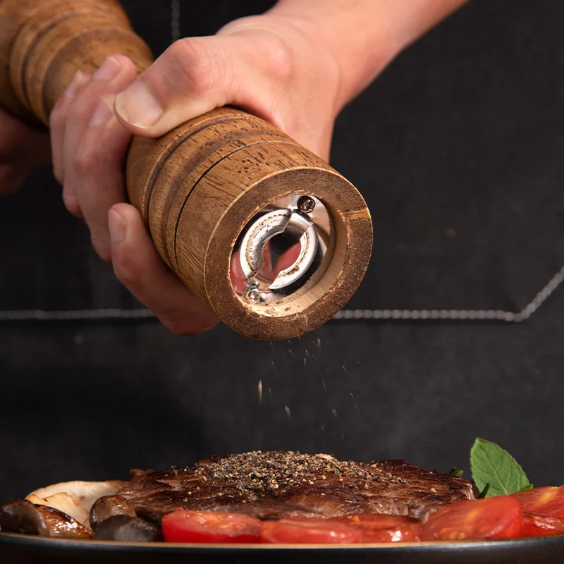 Manual pepper grinder oak Chinese prickly ash grinder pepper powder seasoning container sea salt grinding bottle grinding bottle