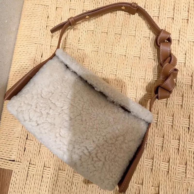 Fashion Lamb Fur Velvet Women's Handbag Retro High-end Crossbody Bag Lambswool Casual Shoulder Bag For Autumn Winter Box Bag