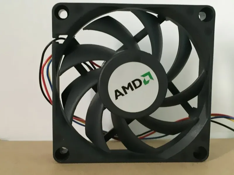 DE07015B12U DC 12V 0.7A 70x70x15mm 70mm 4    ð  AVC