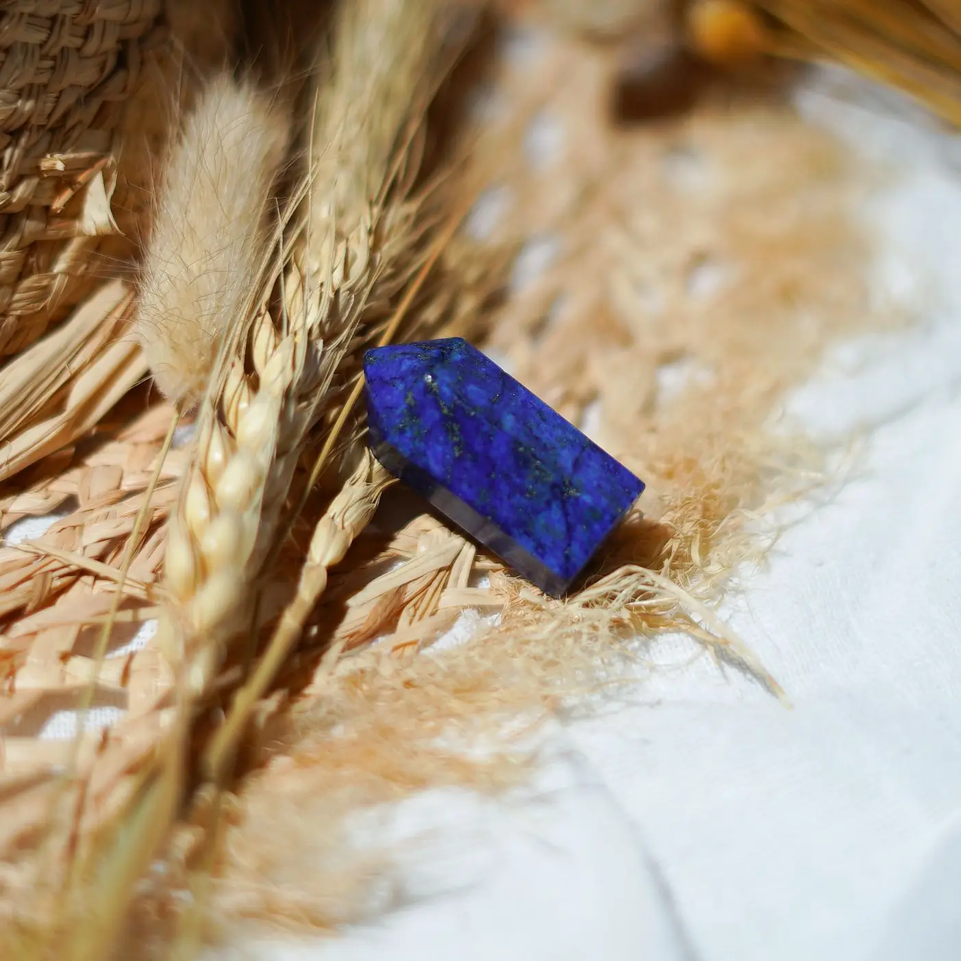 

35mm Lapis Lazuli Hexagonal Prisms Obelisk Polish Crafts Natural Stone Wand Home Decoration Crystal Energy Healing Ornament