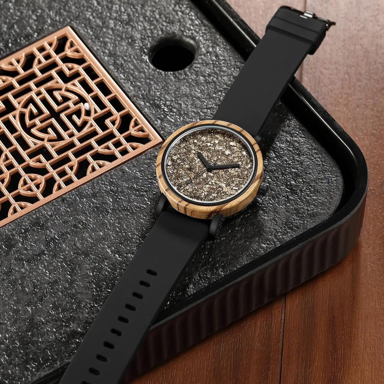 Creative Wood Watch Male New Design Luxury Brand Sports Military Quartz Wooden Watch for Men