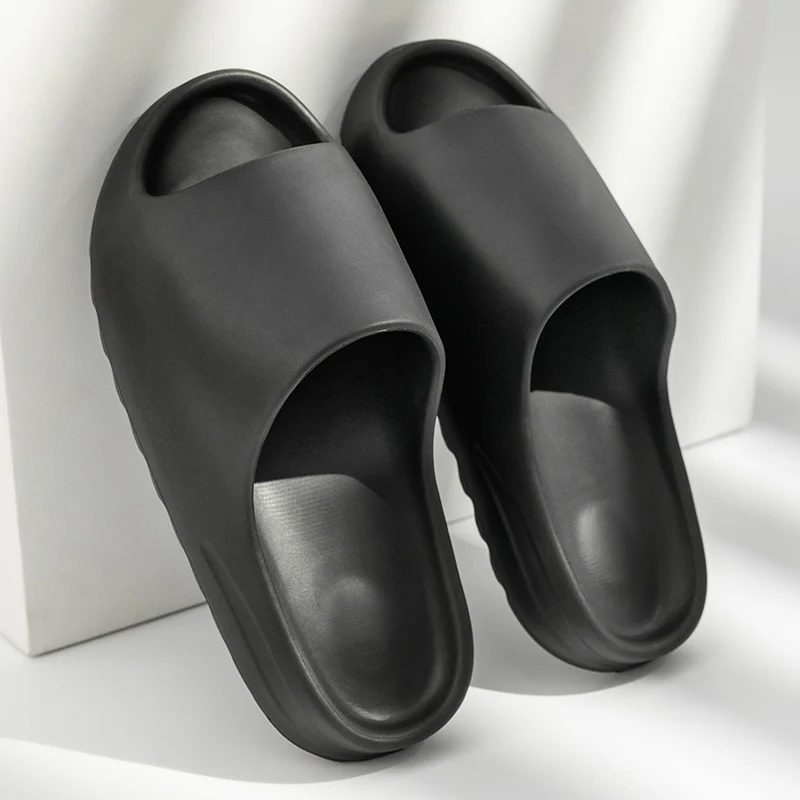 

New Mens Slippers Thicksoled Couple Slippers Soles Simple and Elegant Mens Shoes Nonslip Soft EVA Trendy Versatile Shoes for Men