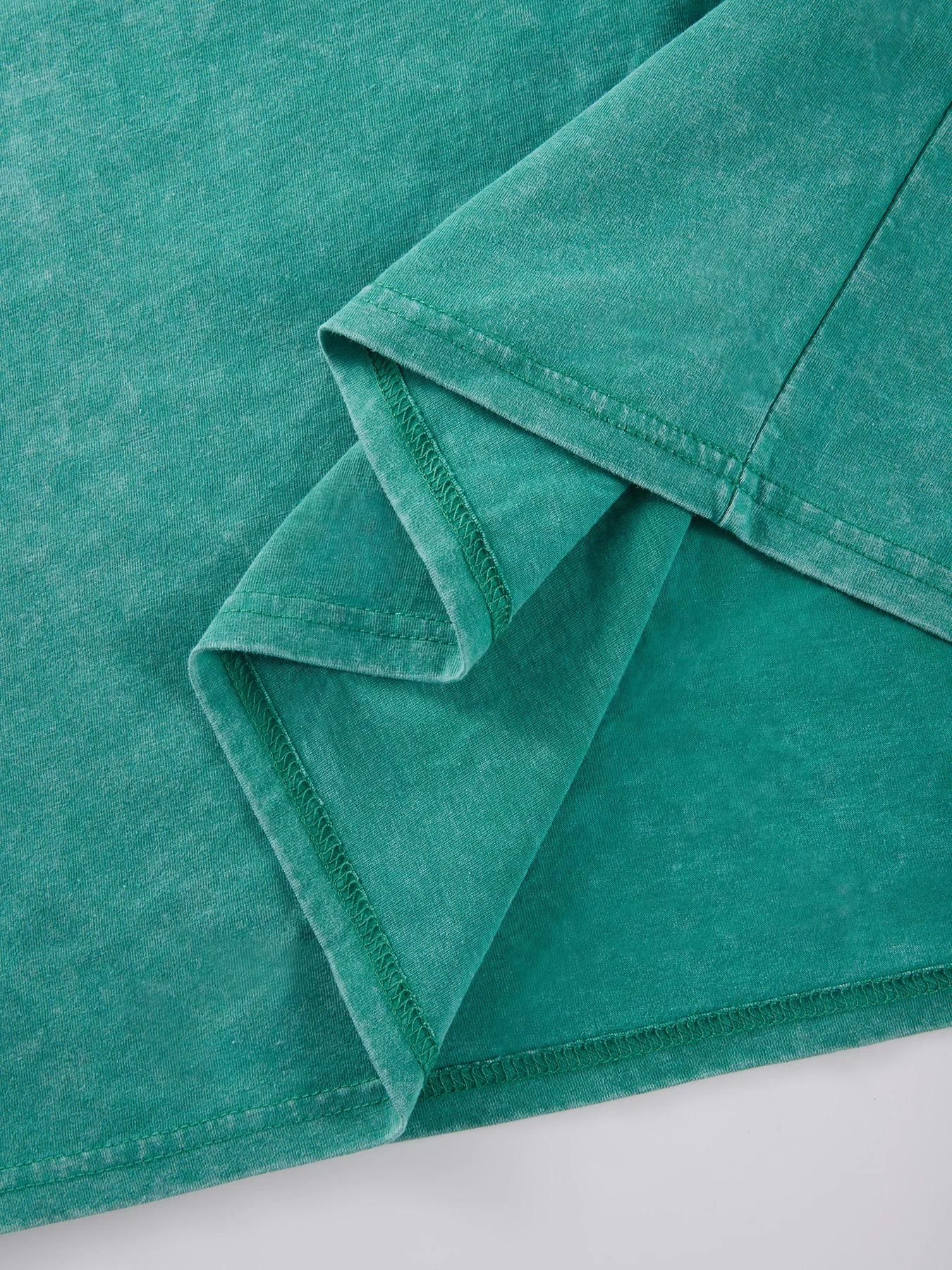 Happy Playing Children Pattern Retro T-Shirt Men Summer Soft Clothing Trendy Crewneck Washed Tops Oversize Cotton Streetwear