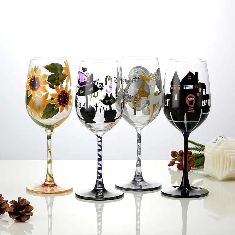 Hand-Painted Christmas Wine Glasses Santa and Snowman Design Festive Bar Accessories Champagne Goblets for Holiday Celebrations
