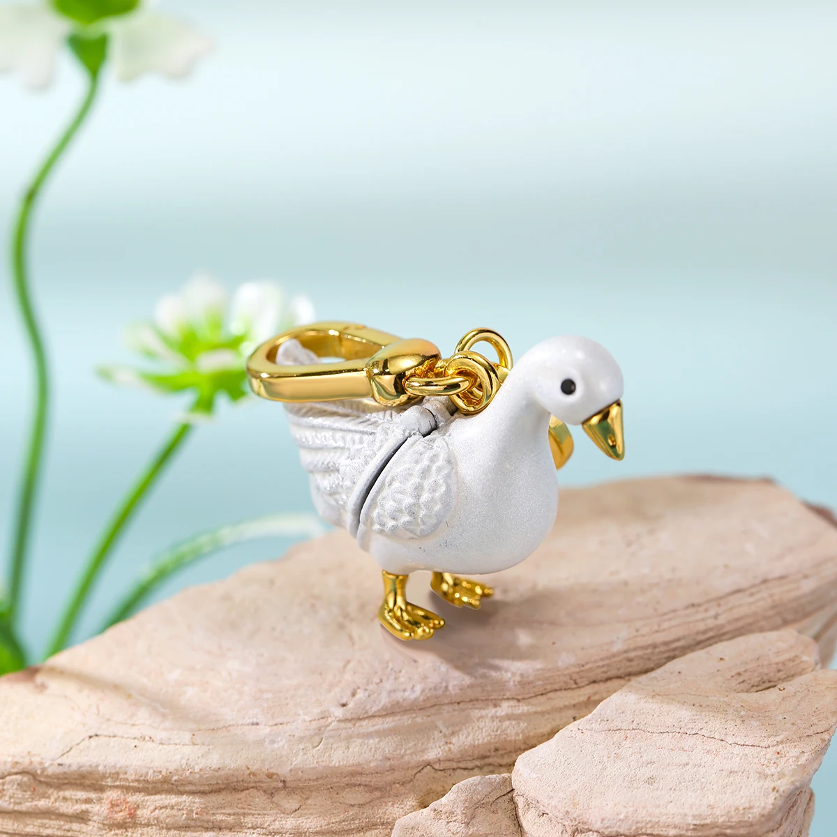 1Pc Fashion Cute Openable White Goose Pendant Necklace for Women Cool Niche Party Jewelry Keychain Pendant Valentine's Day Gift 3