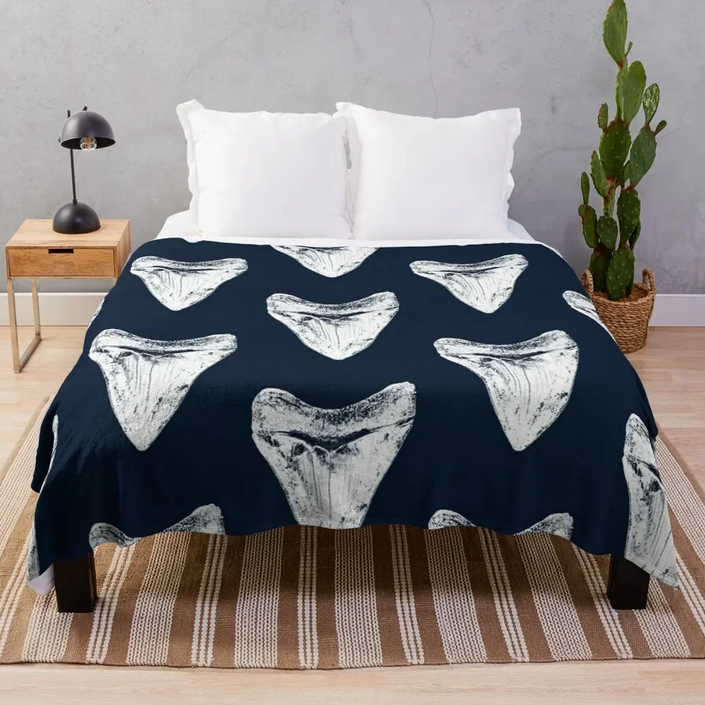 Megalodon Shark Tooth Throw Coperta Cute Plaid Anime Abbellite Coperte